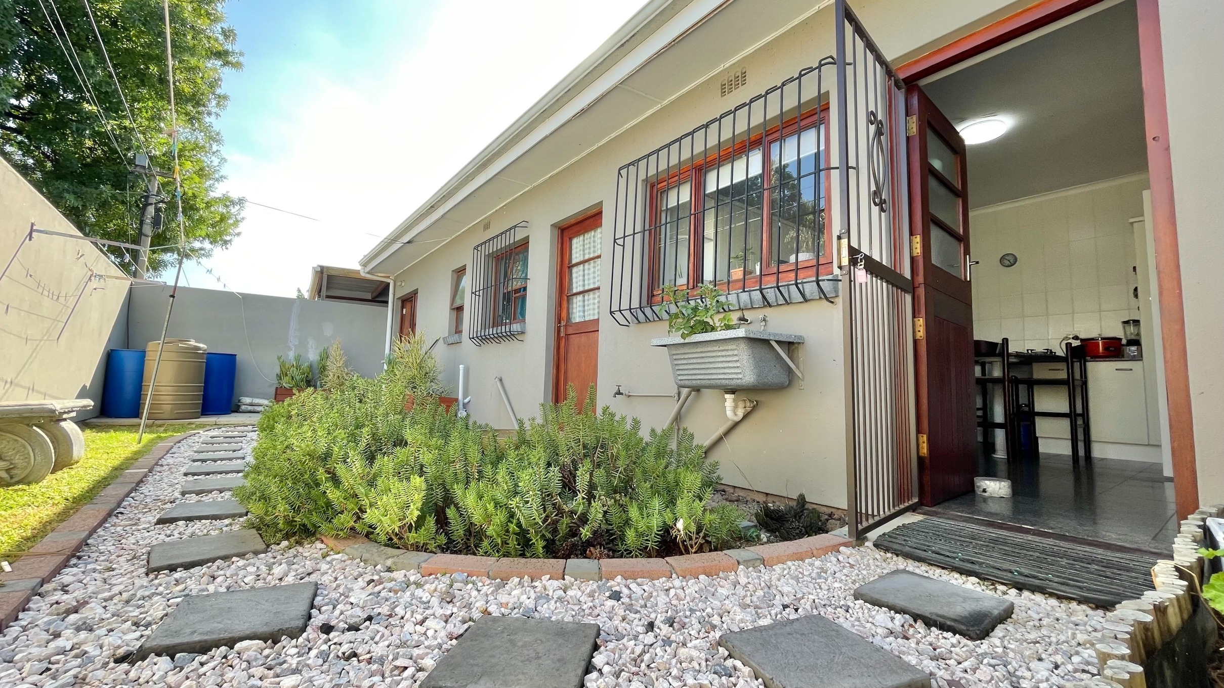 4 Bedroom Property for Sale in Roundhay Western Cape